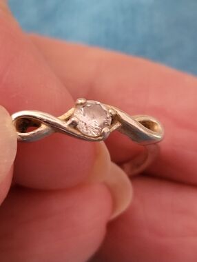 Sterling Silver Twist Ring with Clear Stone - Elegant White Accent